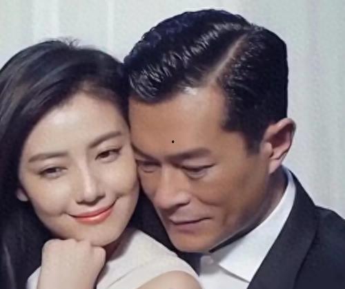 娱乐圈八卦最新结婚爆料,当红明星甜蜜大婚，揭秘婚礼幕后故事！  第1张